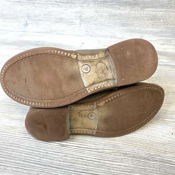 Cat & Jack Taupe Distressed Booties Girls 4 - Picture 5 of 6